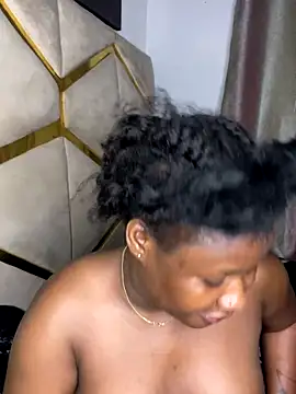 catty3232 online show from 10.22.25