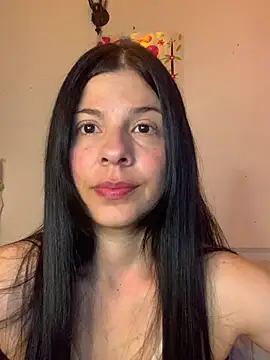 Estefani 32 online show from 03.25.26