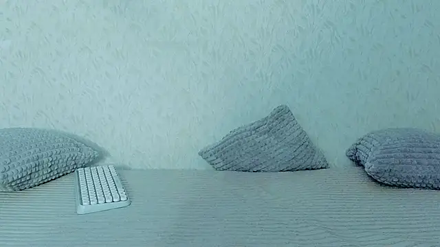 YourCaramel online show from 02.10.25