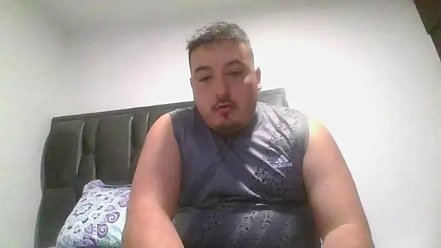 Snapshot of antonycruz chatting on 12.29.24 antonycruz online show from 12.29.24