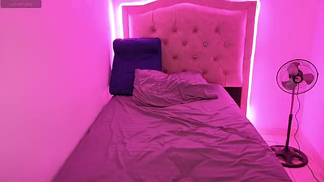 Nazlyy30 online show from 09.25.25