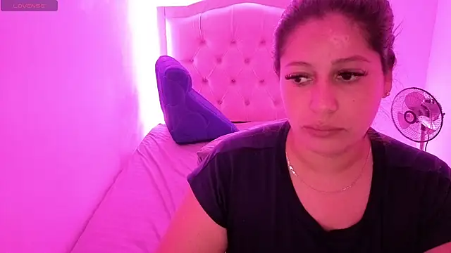 Nazlyy30 online show from 10.04.25