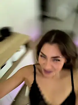 SamyJones9 online show from 04.18.26