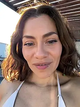 SamyJones9 online show from 04.18.26