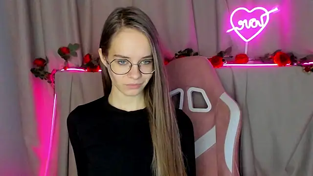 Snapshot of Sunbeam69 chatting on 02.25.25 Sunbeam69 online show from 02.25.25