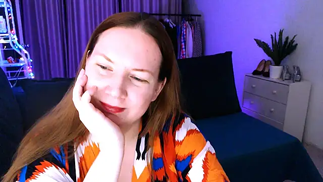 GoddessLara online show from 01.10.25