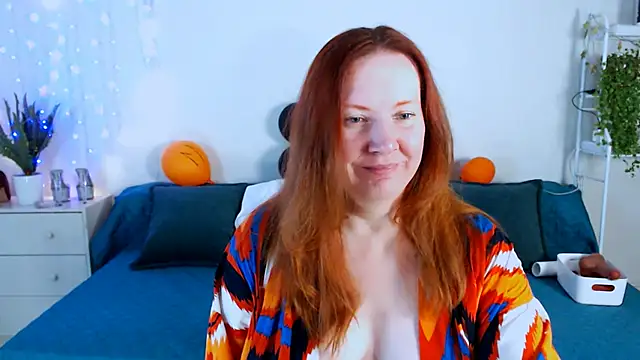 GoddessLara online show from 10.31.25