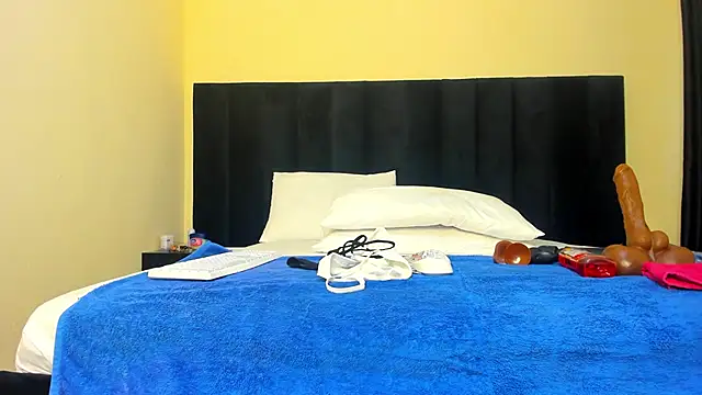 Naughty Linda online show from 03.14.25