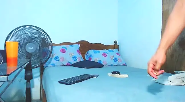 cositarrica xxx online show from 02.12.25