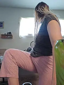 ScarletCallings420 online show from 06.29.26