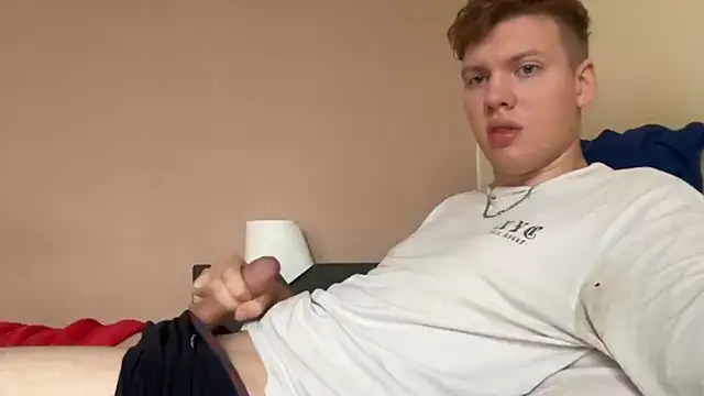 Snapshot of sexybooii6968 chatting on 09.26.25 sexybooii6968 online show from 09.26.25