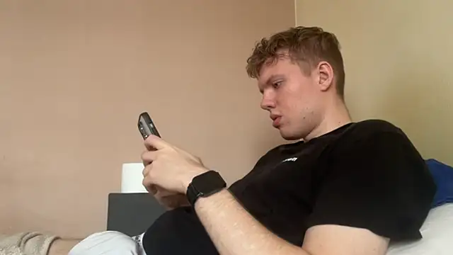 Snapshot of sexybooii6968 chatting on 10.03.25 sexybooii6968 online show from 10.03.25