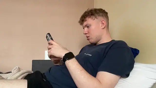 Snapshot of sexybooii6968 chatting on 10.10.25 sexybooii6968 online show from 10.10.25