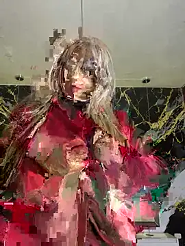 Snapshot of scarlett_sexx69 chatting on 10.21.25 scarlett sexx69 online show from 10.21.25