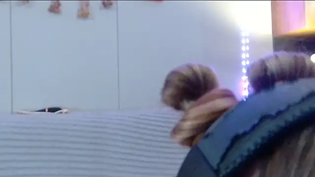 Snapshot of ScarletCarnal chatting on 03.11.25 ScarletCarnal online show from 03.11.25