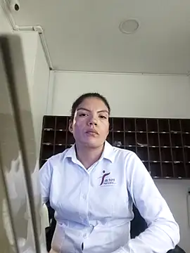 Snapshot of zoey_1824 chatting on 03.17.25 zoey 1824 online show from 03.17.25