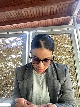 trianawhite online show from 02.19.26