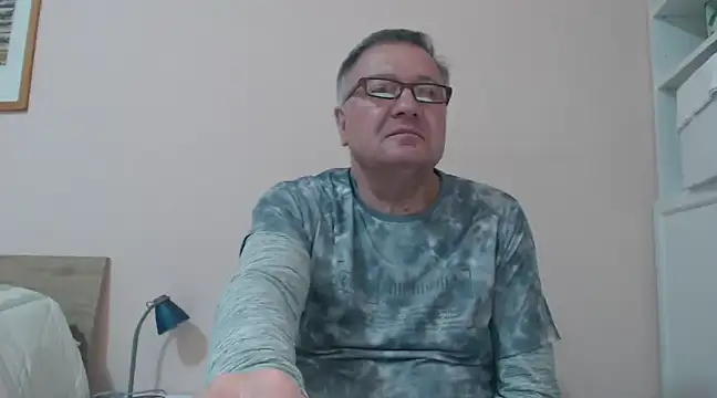 YOU6me online show from 12.04.24