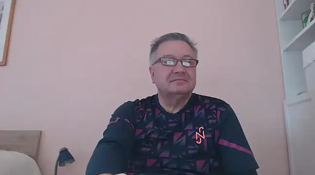 YOU6me online show from 12.11.24