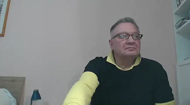 YOU6me online show from 01.04.25