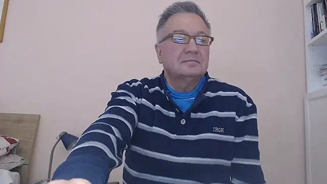 YOU6me online show from 10.01.25