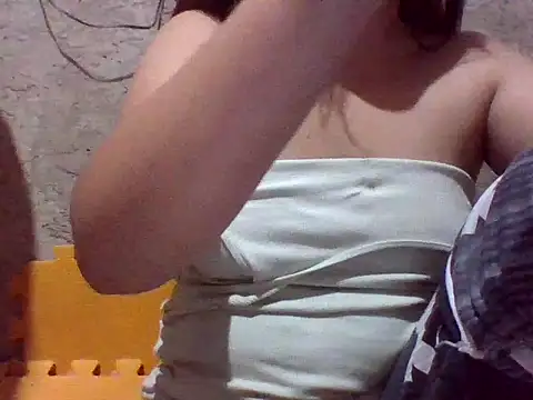 Beatrice143 online show from 10.16.25