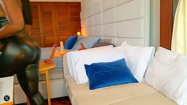 lissetlong69 online show from 10.03.25