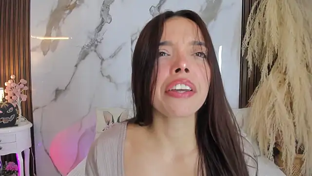 hannahill69 online show from 10.11.25