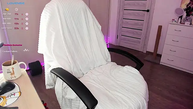 Ophelia mm online show from 03.23.25