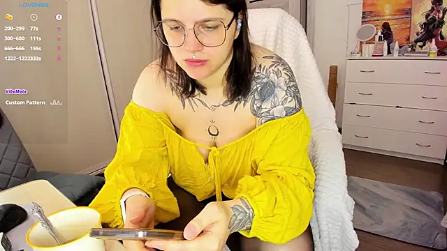 Ophelia mm online show from 09.29.25