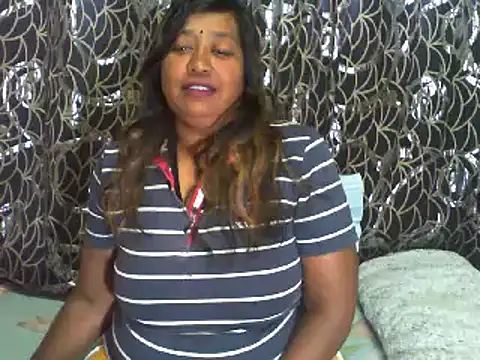 Mammabear 4u online show from 12.15.24