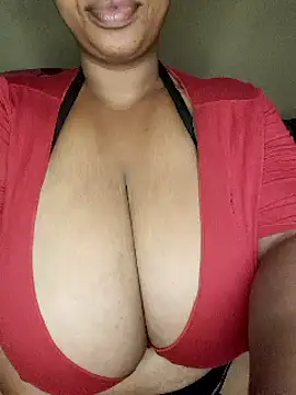 Snapshot of winterqueenx chatting on 12.11.24 winterqueenx online show from 12.11.24