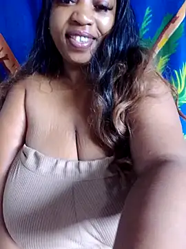 Snapshot of winterqueenx chatting on 01.18.25 winterqueenx online show from 01.18.25