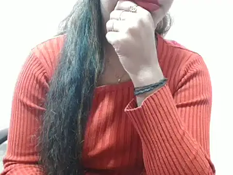 Snapshot of LovingPihu chatting on 01.13.25 LovingPihu online show from 01.13.25