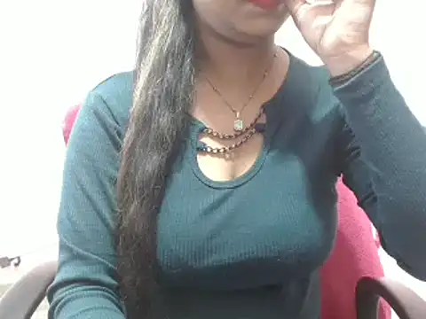 Snapshot of LovingPihu chatting on 02.01.25 LovingPihu online show from 02.01.25