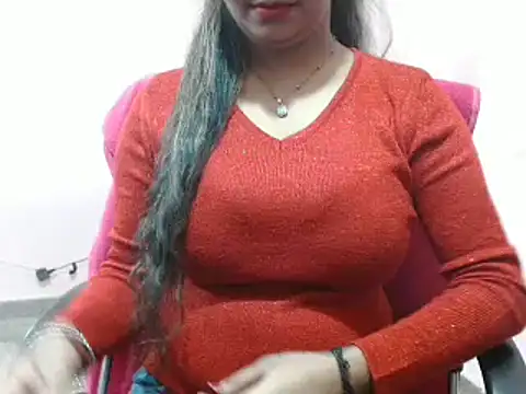 Snapshot of LovingPihu chatting on 02.03.25 LovingPihu online show from 02.03.25