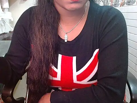 LovingPihu online show from 02.03.26