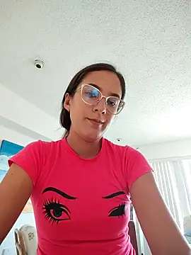 Snapshot of Theambersin chatting on 03.15.26 Theambersin online show from 03.15.26