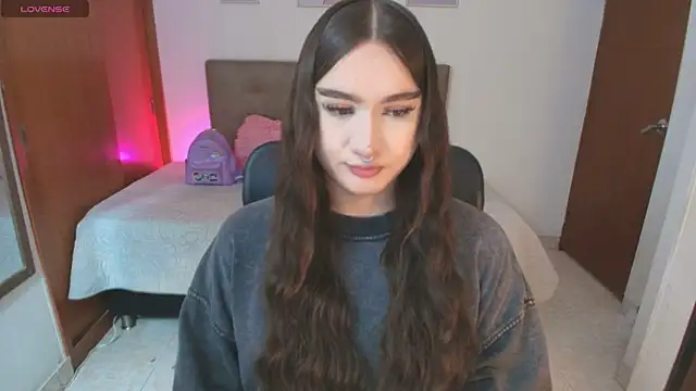 Miley Baker online show from 04.18.26