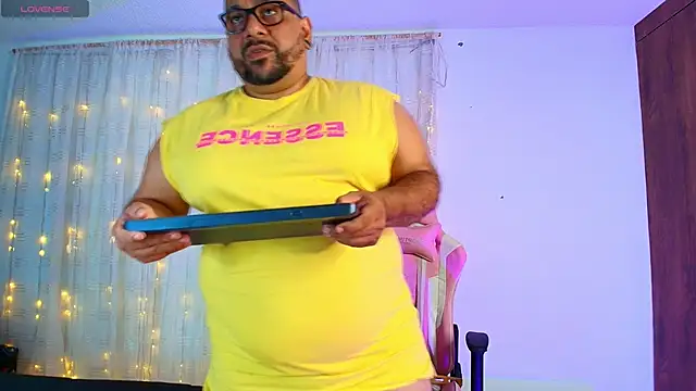 Snapshot of jacoob_woods chatting on 02.11.25 jacoob woods online show from 02.11.25