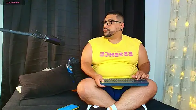 Snapshot of jacoob_woods chatting on 02.12.25 jacoob woods online show from 02.12.25