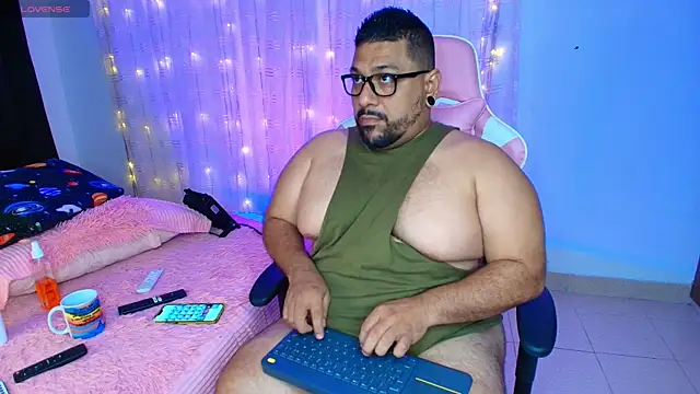 Snapshot of jacoob_woods chatting on 02.14.25 jacoob woods online show from 02.14.25