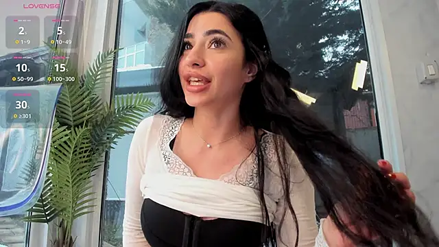 Naila18 online show from 02.28.26