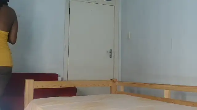 BlondQ2003 online show from 09.26.25