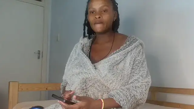 BlondQ2003 online show from 09.30.25