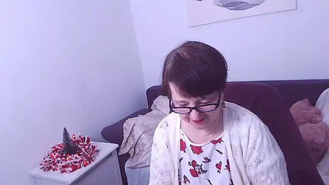 Snapshot of ChristaRose chatting on 12.27.24 ChristaRose online show from 12.27.24