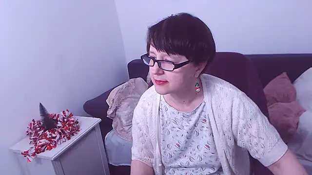 Snapshot of ChristaRose chatting on 12.28.24 ChristaRose online show from 12.28.24