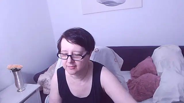 Snapshot of ChristaRose chatting on 06.11.26 ChristaRose online show from 06.11.26