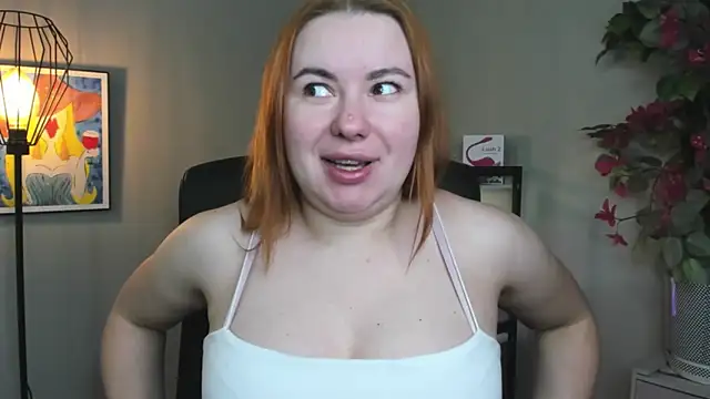 LAYLAxSTAR online show from 04.02.26