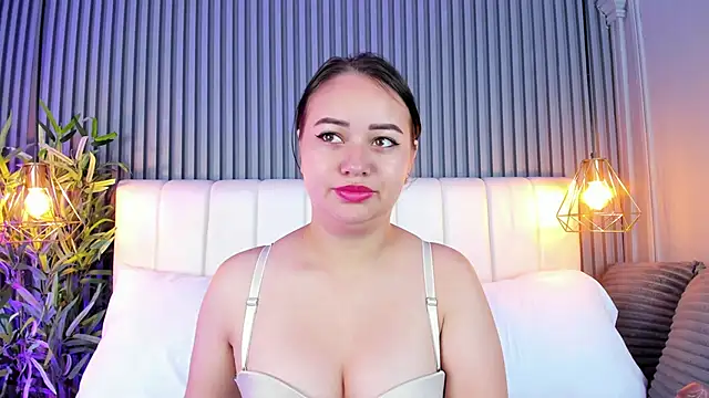 AnaisClark online show from 10.28.25